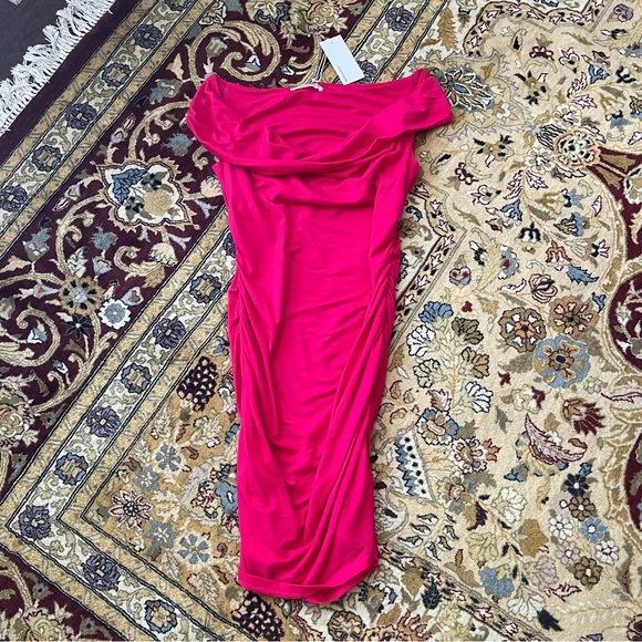 Reformation Ruched Pink Dress NWT - Picture 5 of 9